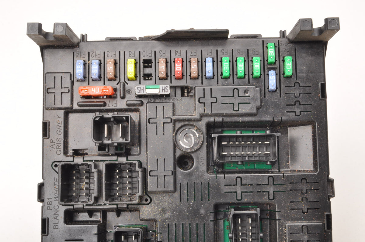 BSI MODULE CITROEN C4 Picasso I 1.6 VTi 9666895680