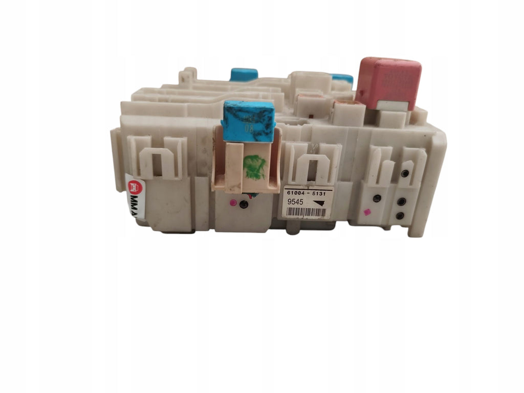 BSI MODULE FUSE BOX TOYOTA YARIS II P9 82730-52C00