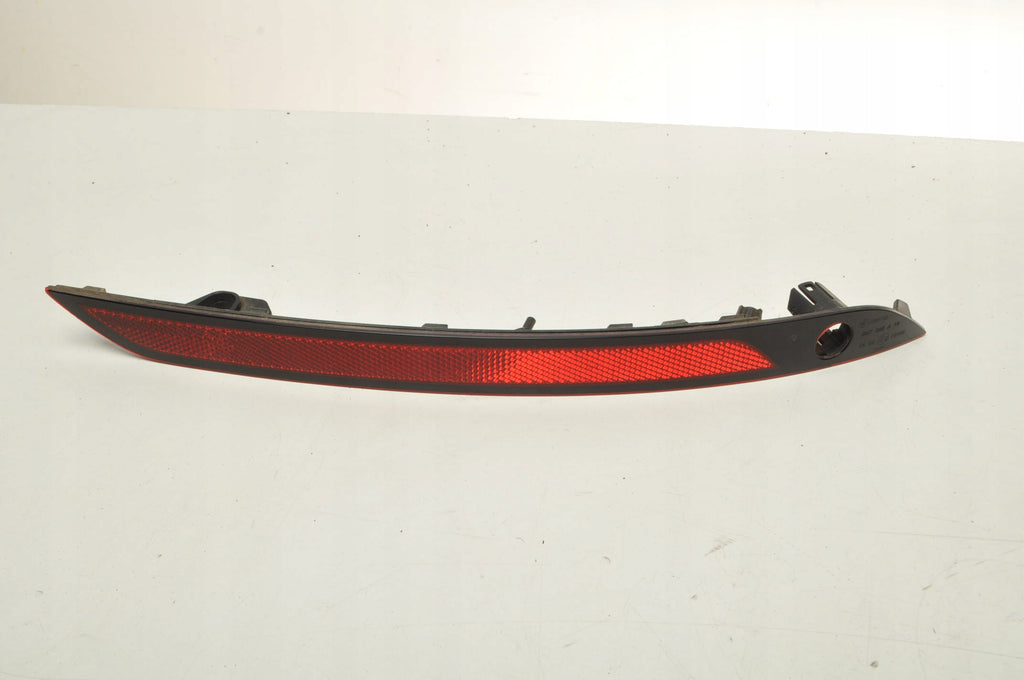 BUMPER REFLECTOR RIGHT REAR VOLVO S60 III V60 II 31656587 STATION WAGON