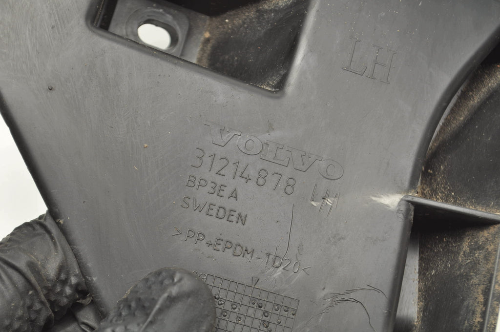 BUMPER SLIDE LEFT FRONT VOLVO C70 II 31214878