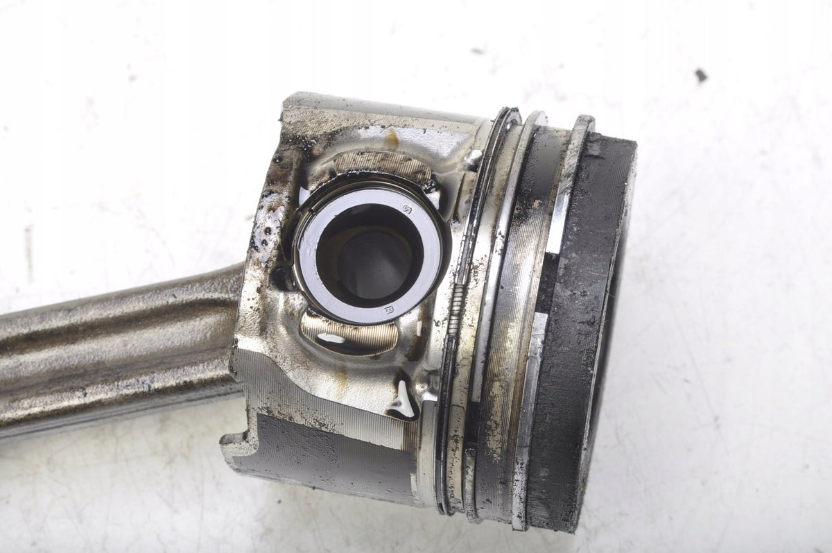C30 S40 V50 V60 S80 1.6D2 114KM PISTON + CONNECTING ROD