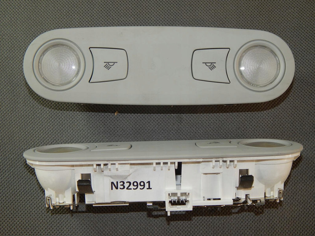 CABIN LIGHT 8T0947111