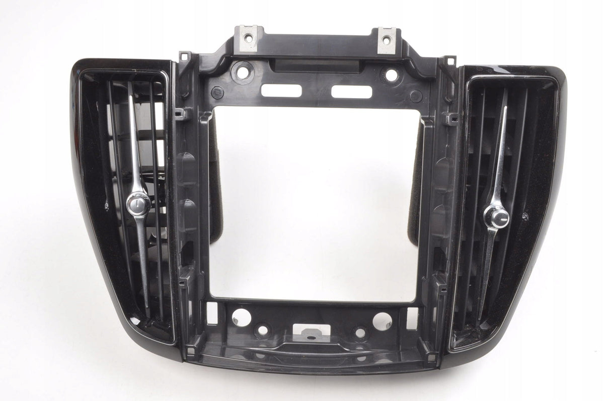 CENTRAL AIR VENT GRILLE VOLVO XC60 II 31417738 31477275 31477274