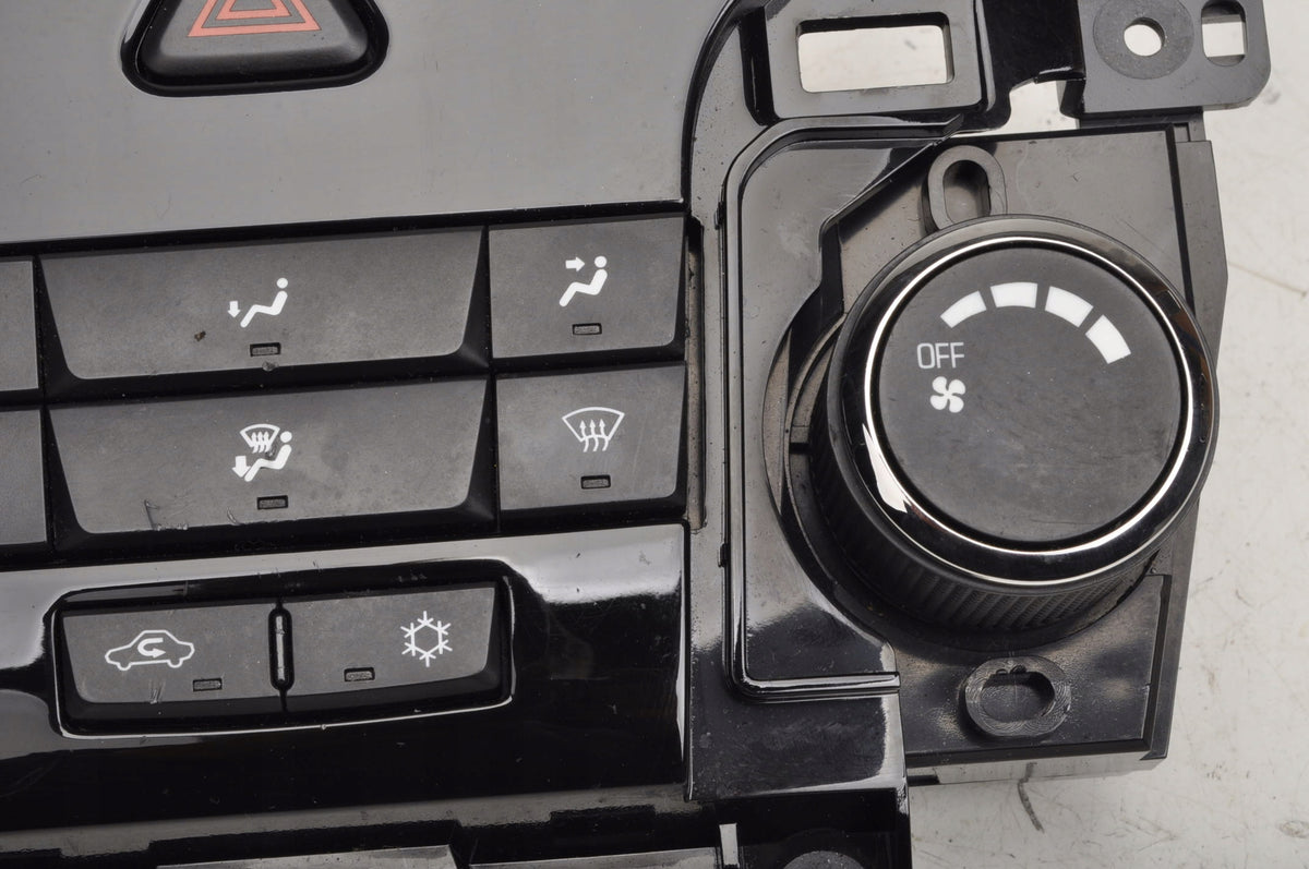 CHEVROLET CRUZE AND PANEL AIR CONDITIONING SWITCH 3870548