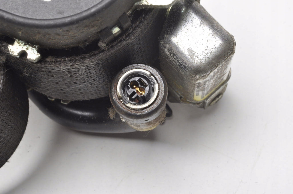 CHEVROLET CRUZE AND SEAT BELT LEFT FRONT TENSIONER 13297089