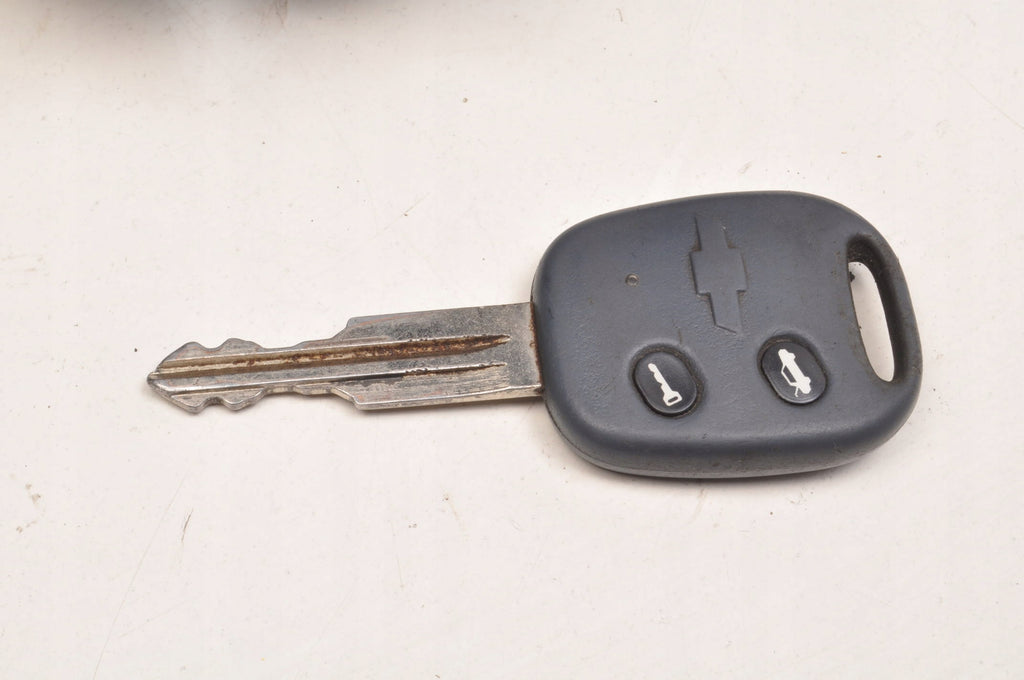 CHEVROLET EPIC II IGNITION KEY INSERT EUROPE INSERT 267T11946