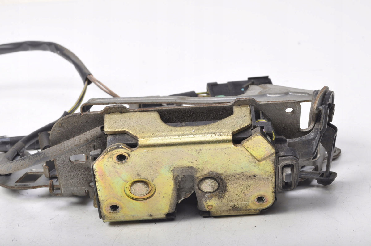 CHRYSLER VOYAGER IV DOOR LOCK RIGHT REAR