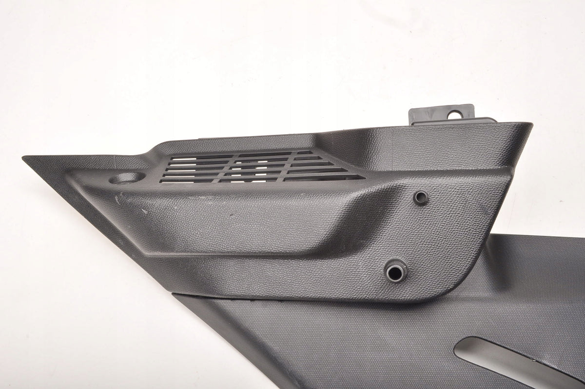 CITROEN DS3 CROSSBACK POST COVER RIGHT REAR 9820796180