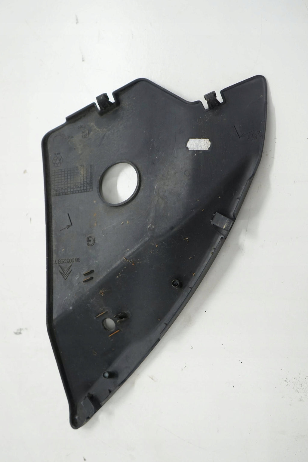 CITROEN DS5 13R LAMP GRILLE COVER LEFT 9800525877