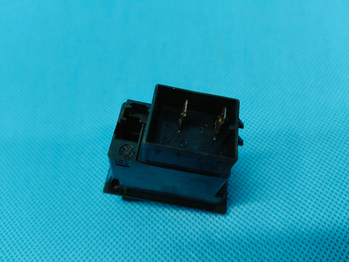 CLAAS AXION 810-850 C-MATIC A31 DIFFERENTIAL LOCK SWITCH 0011188600