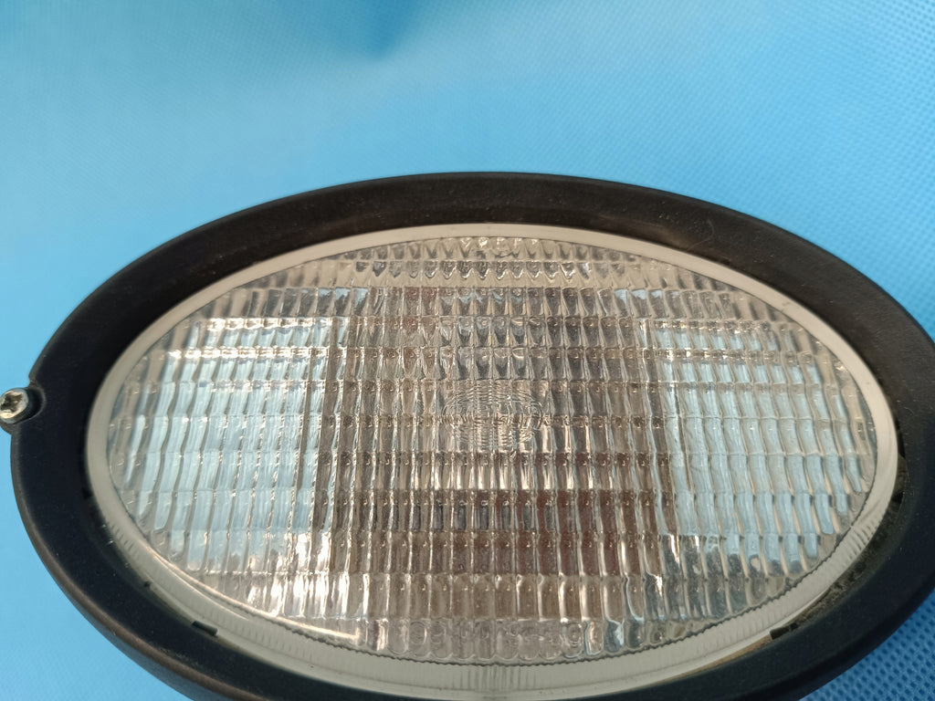 CLAAS AXION 810-850 C-MATIC A31 REFLECTOR SEARCHLIGHT REAR RIGHT 0011053941