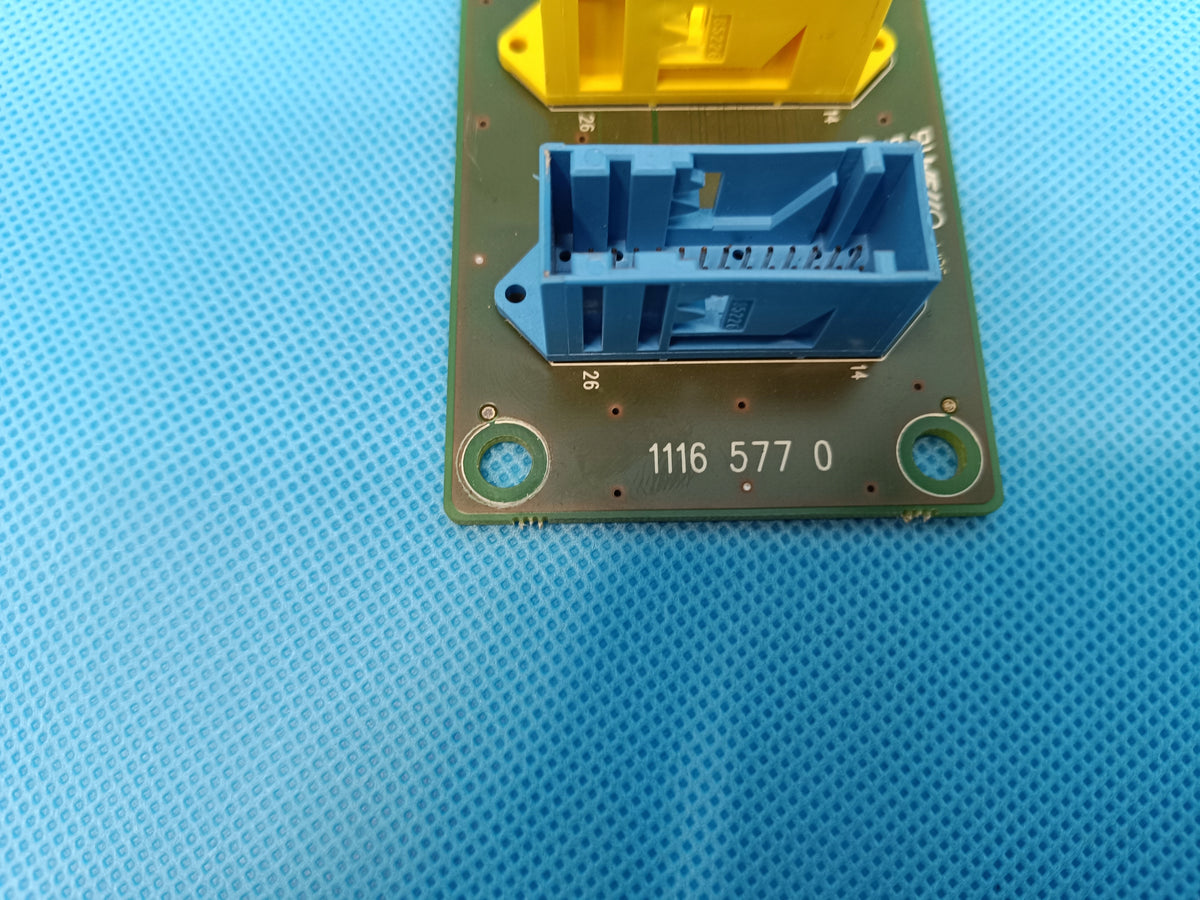 CLAAS AXION 840 C-MATIC A09 2013R 240HP Fuse box 0011165770