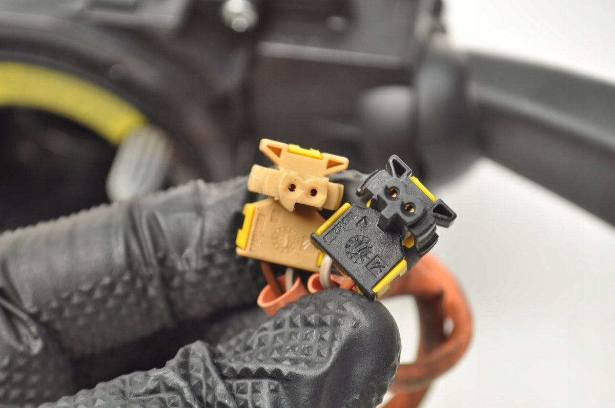 COMBINED SWITCH TAPE VOLVO C30 V50 31313108