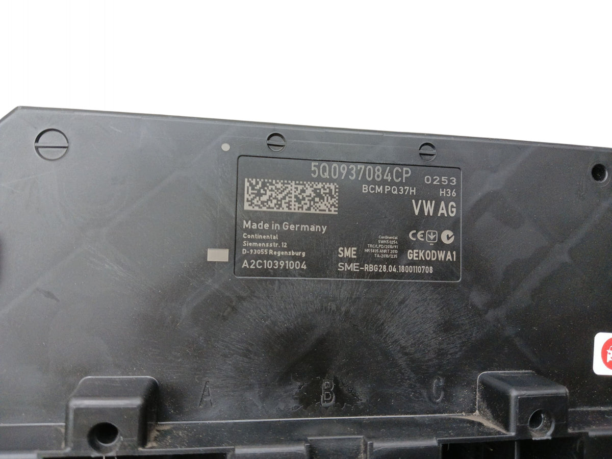 COMFORT CONTROLLER MODULE BCM SEAT LEON III GOLF VII A3 8V 5Q0937084CP
