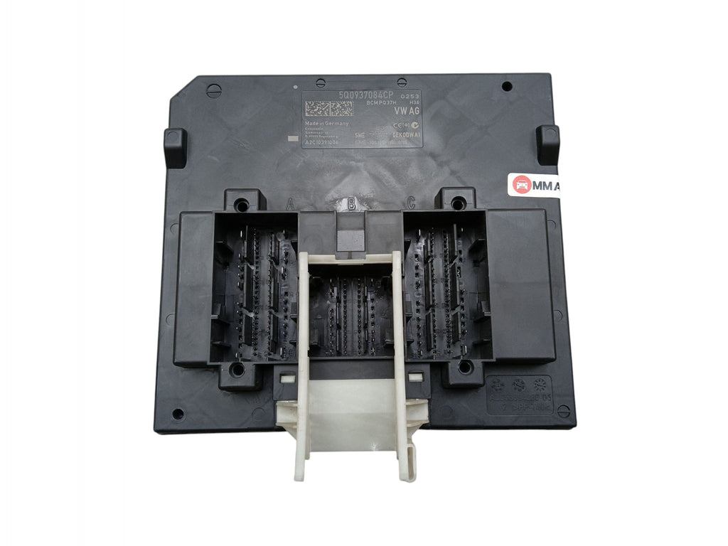 COMFORT CONTROLLER MODULE BCM SEAT LEON III GOLF VII A3 8V 5Q0937084CP