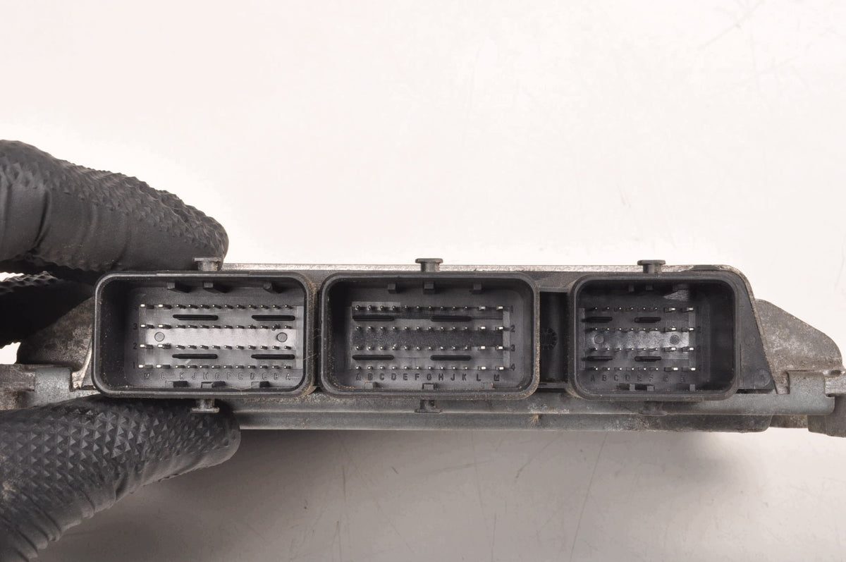 COMPUTER ENGINE CONTROLLER RENAULT MEGANE III 2.0 TCE 237100584R