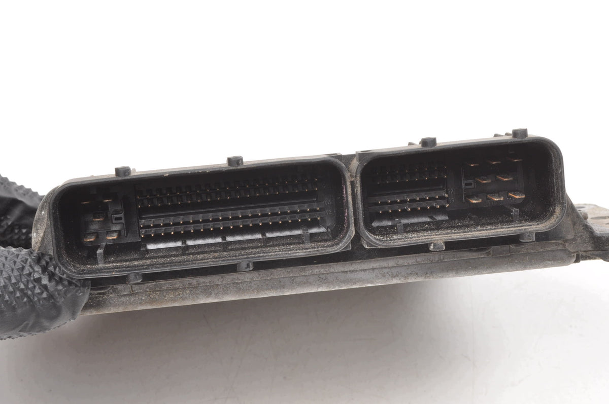 COMPUTER ENGINE CONTROLLER SUZUKI GRAND VITARA II 2.7 184KM 33920-66J12