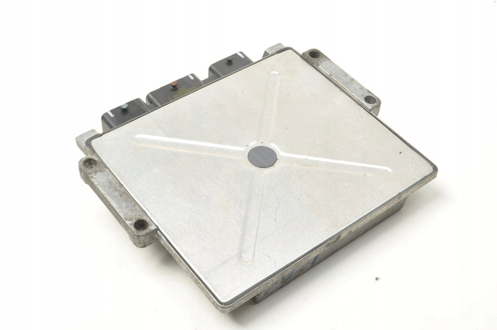 COMPUTER ENGINE CONTROLLER VOLVO C30 S40 II V50 C70 2.0 16V 145KM 30788961