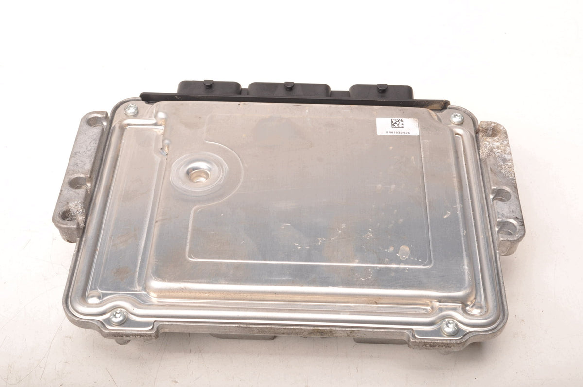 COMPUTER ENGINE CONTROLLER VOLVO C30 S40 V50 C70 1.6 D 109KM 31211076