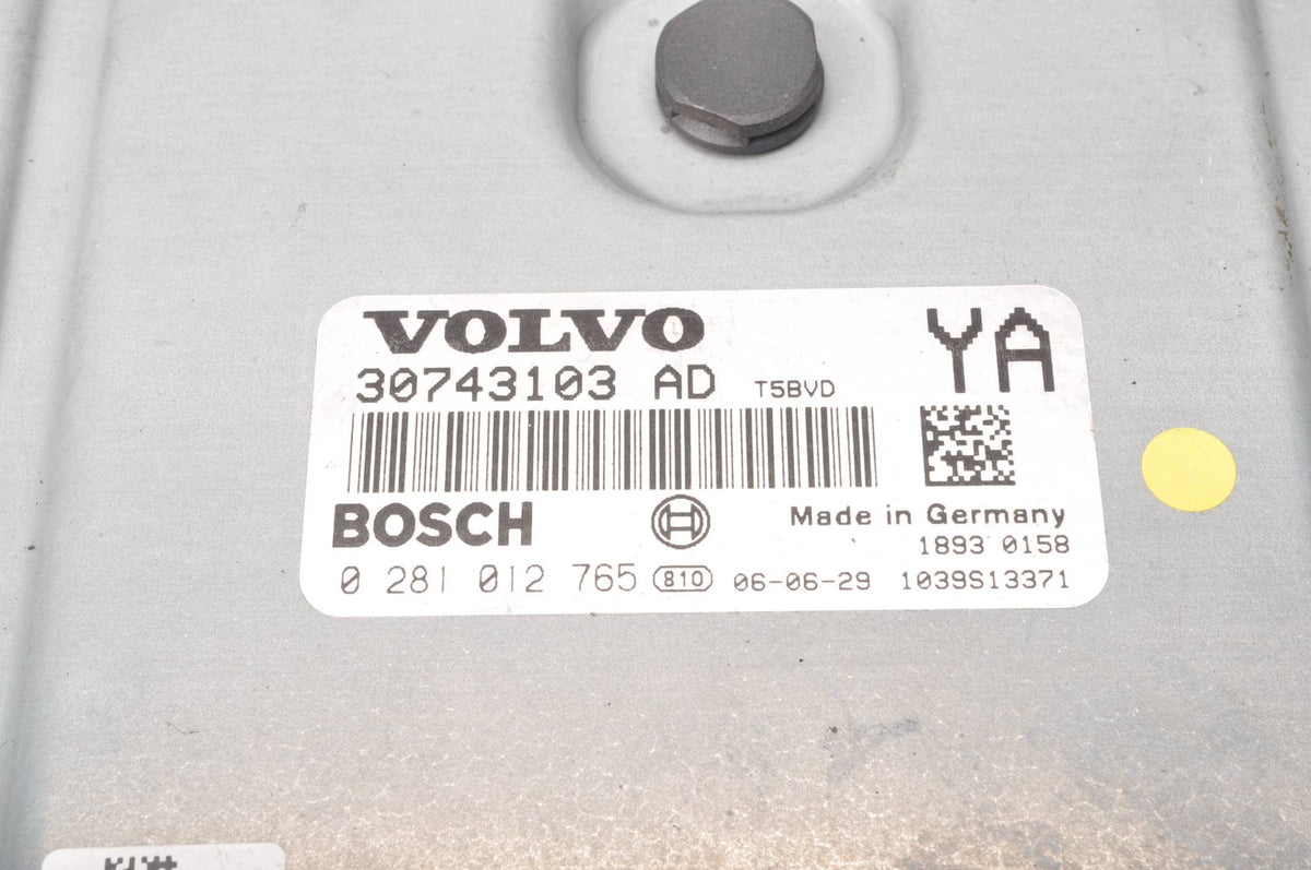 COMPUTER ENGINE CONTROLLER VOLVO S80 II 2.4 D5 185KM 30743103