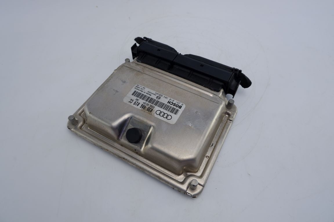COMPUTER ENGINE DRIVER AUDI A4 B5 1.9 TDI 038906019CC 0281010304