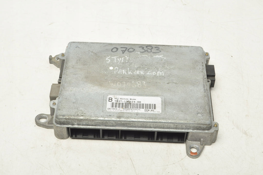 COMPUTER ENGINE DRIVER JAGUAR S-TYPE X200 3.0 YW4T-13B524-BB
