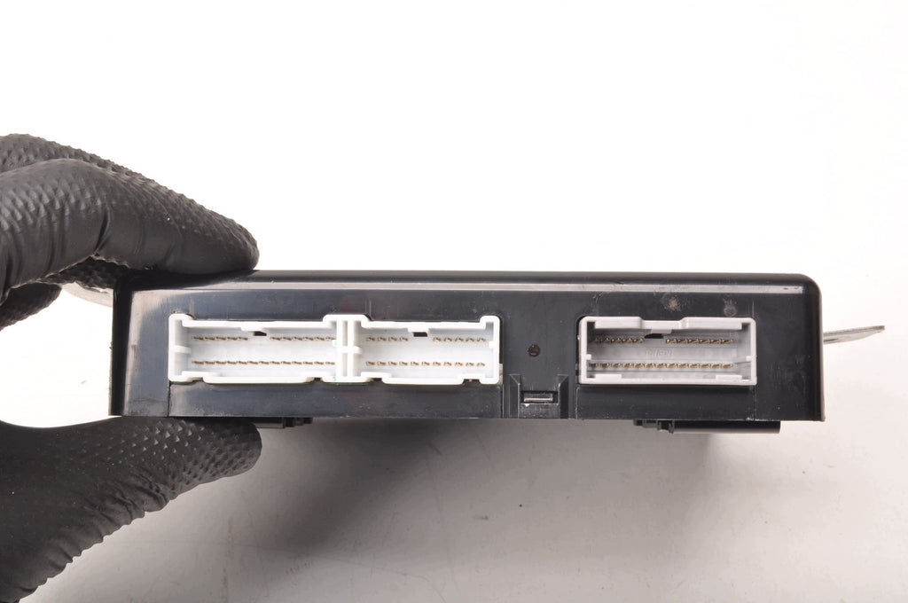 COMPUTER MODULE DRIVER BCM HYUNDAI IX35 95400-2S300
