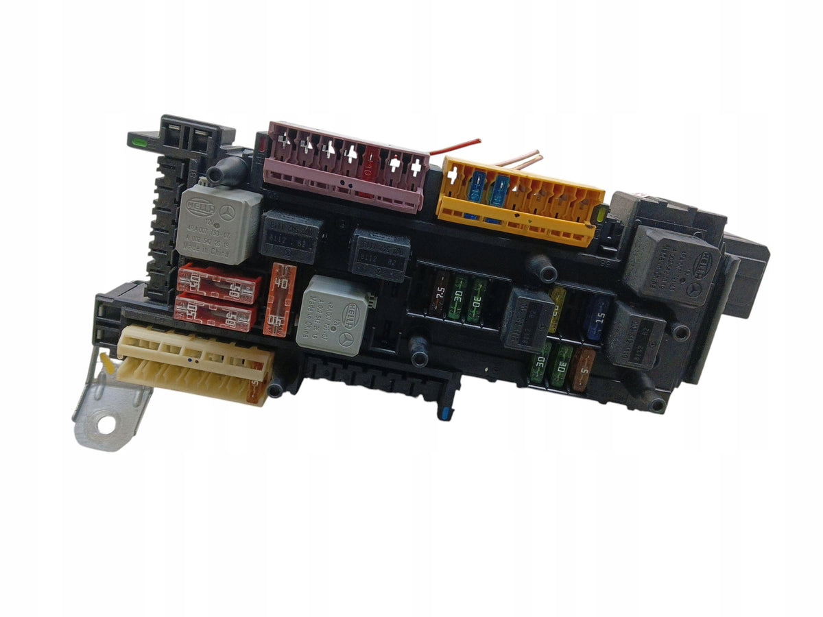 CONTROLLER MODULE FUSE BOX MERCEDES C W204 2045458401