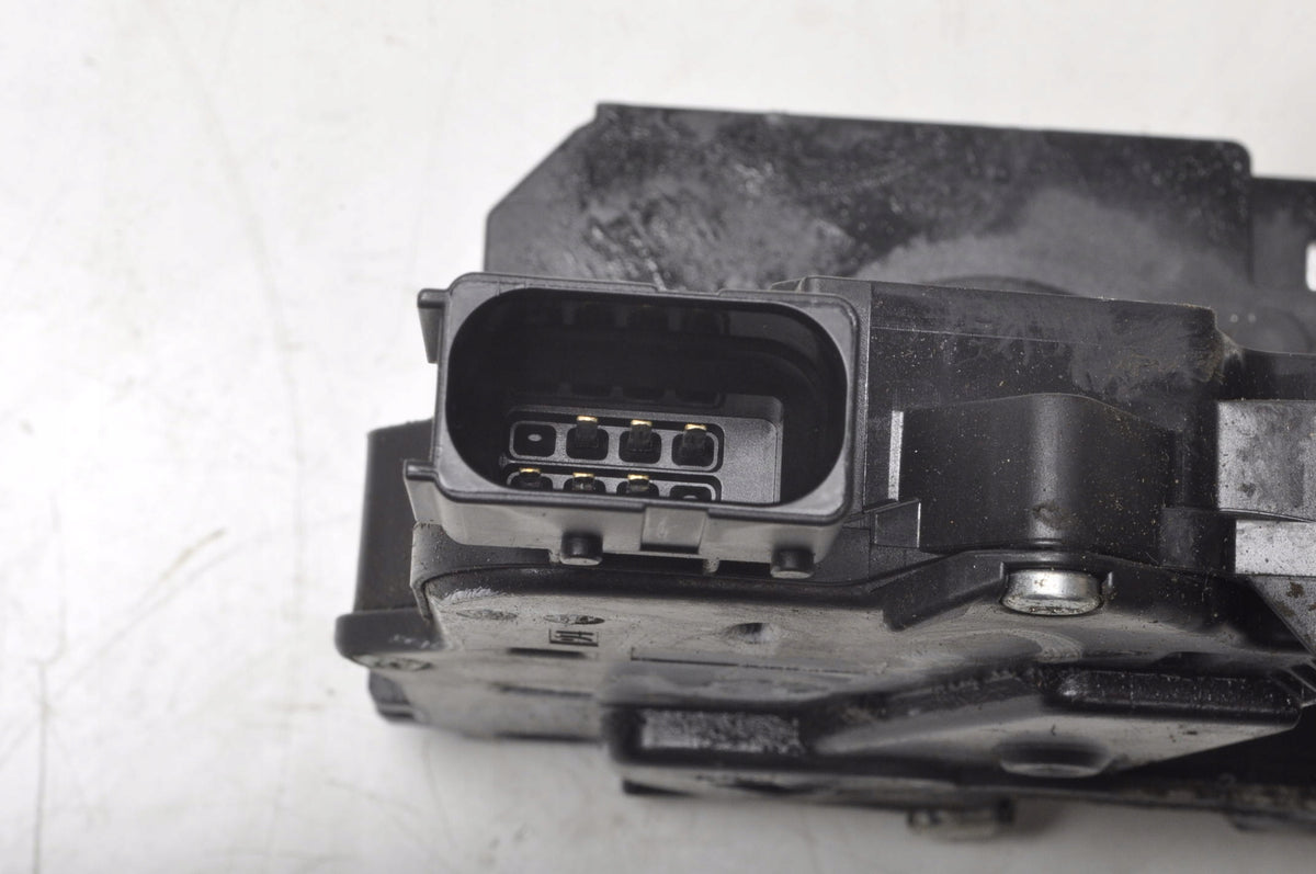 CORSA E DOOR LOCK LEFT FRONT FRONT 13431839
