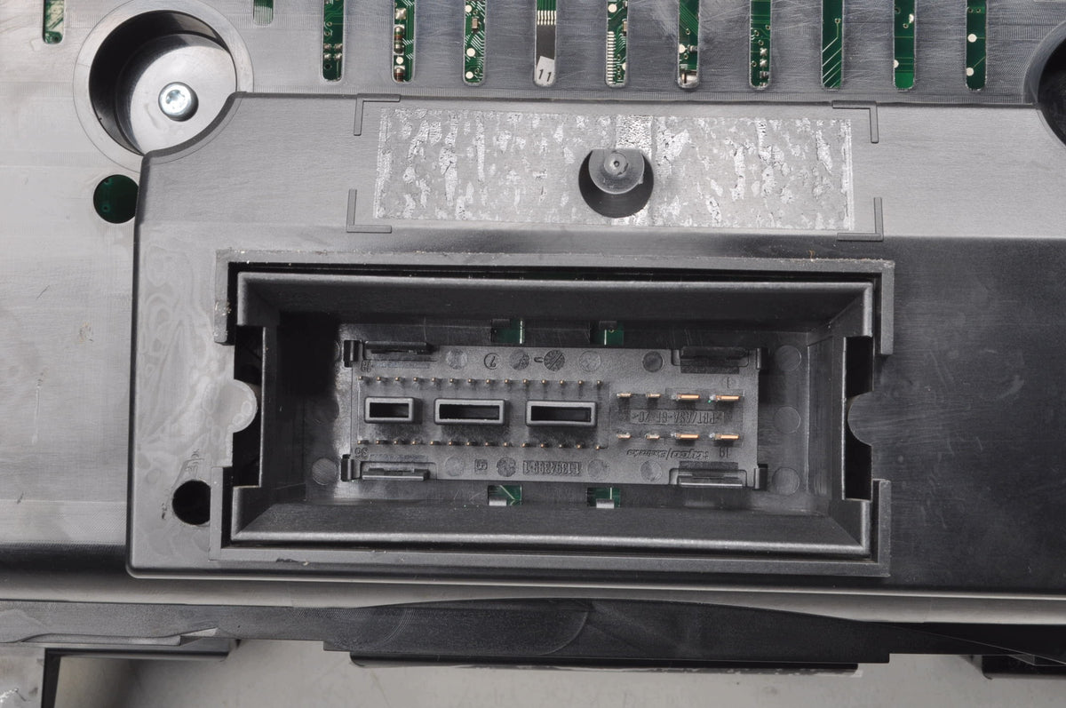 COUNTER CLOCKS VOLKSWAGEN PASSAT B6 1.9 TDI 3C0920860K EUROPE