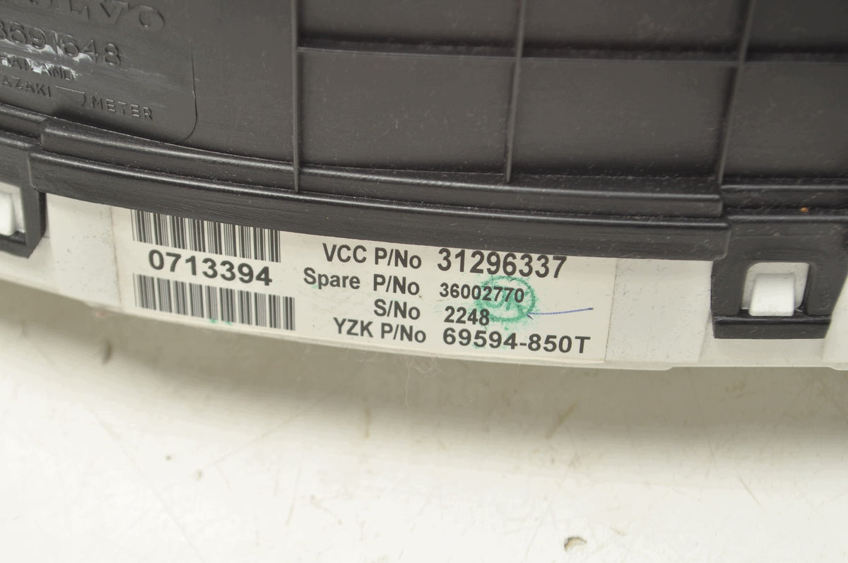COUNTER CLOCKS VOLVO XC90 2.4 D5 LIFT UK 31296337