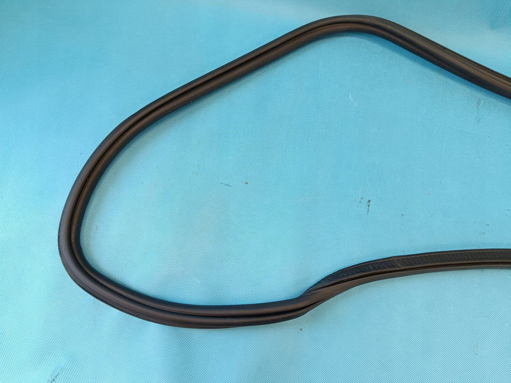 CUPRA FORMENTOR 1.5 TSI 110KW 2023 R DOOR SEAL RIGHT REAR 5FF867367