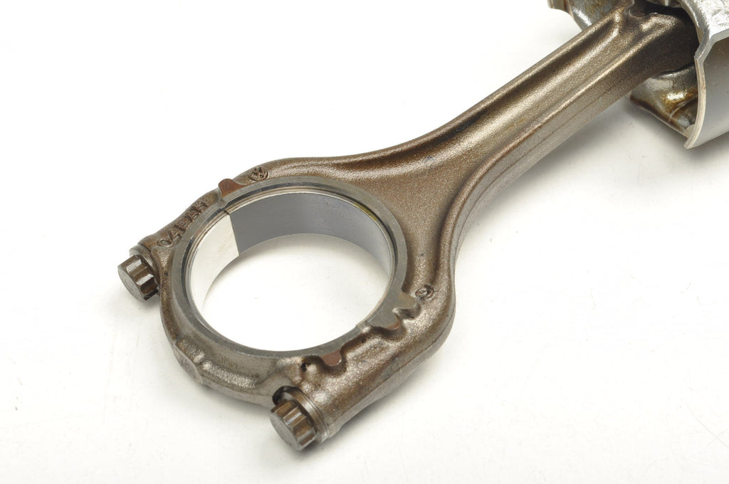CUPRA FORMENTOR 1.5 TSI 150KM PETROL PISTON WITH CONNECTING ROD 04EAM 05EAQ