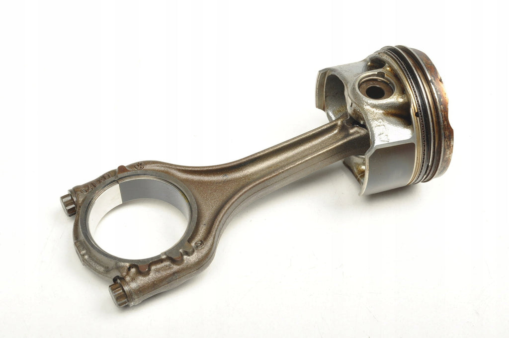 CUPRA FORMENTOR 1.5 TSI 150KM PETROL PISTON WITH CONNECTING ROD 04EAM 05EAQ