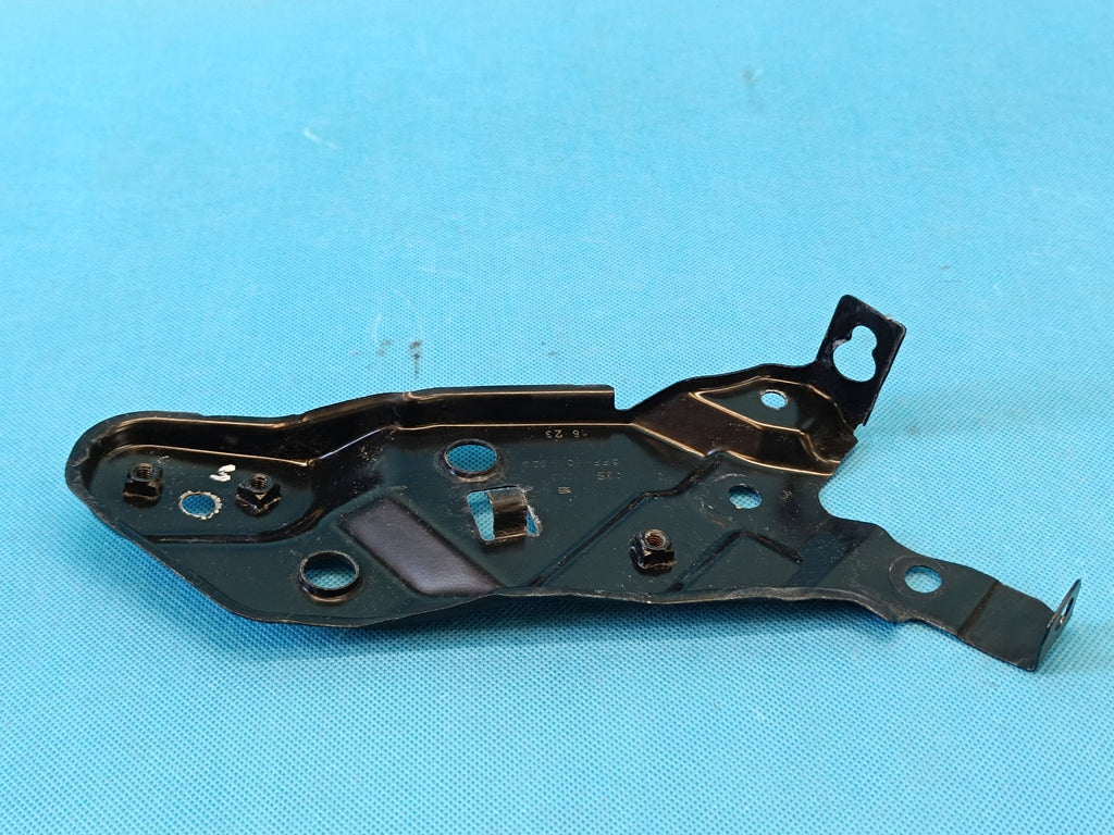 CUPRA FORMENTOR 1.5 TSI 2023 R MOUNTING BELT BRACKET FRONT LEFT 5FF806929