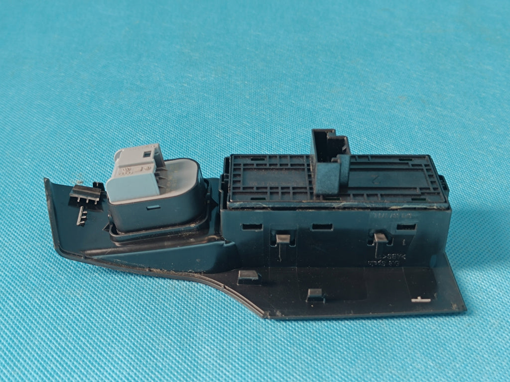 CUPRA FORMENTOR 1.5 TSI 23R MIRROR GLASS SWITCH 5G0959857E 3G0959565C