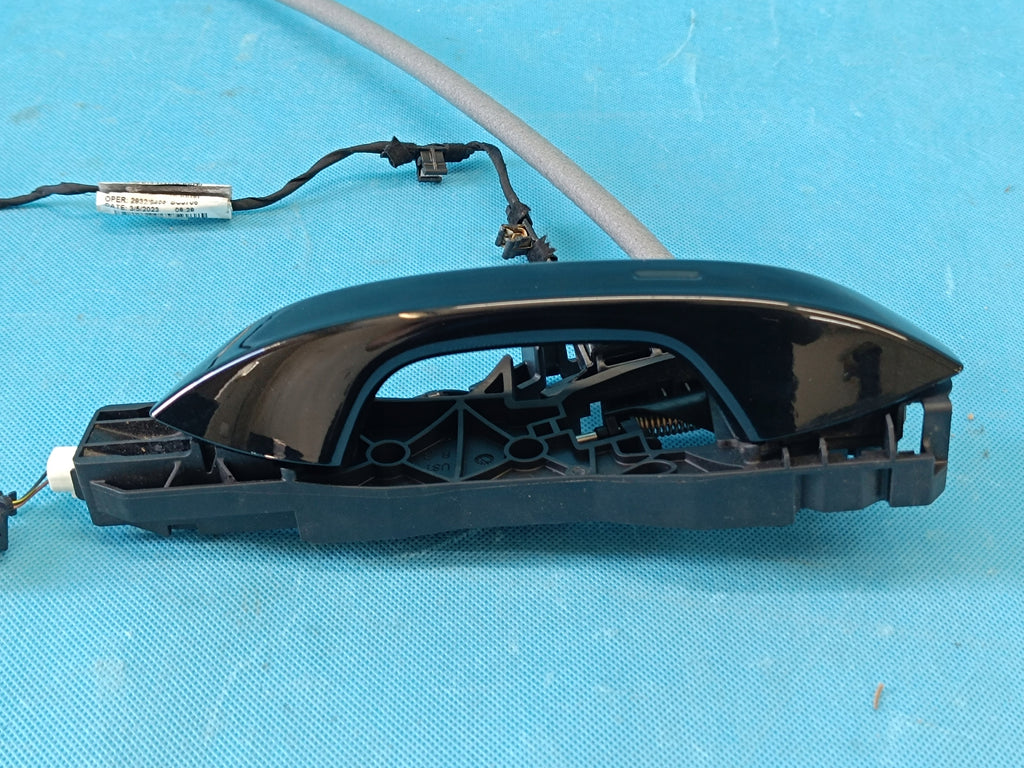 CUPRA FORMENTOR 1.5TSI 110KW 2023R DOOR HANDLE RIGHT FRONT KESSY 5FB837206