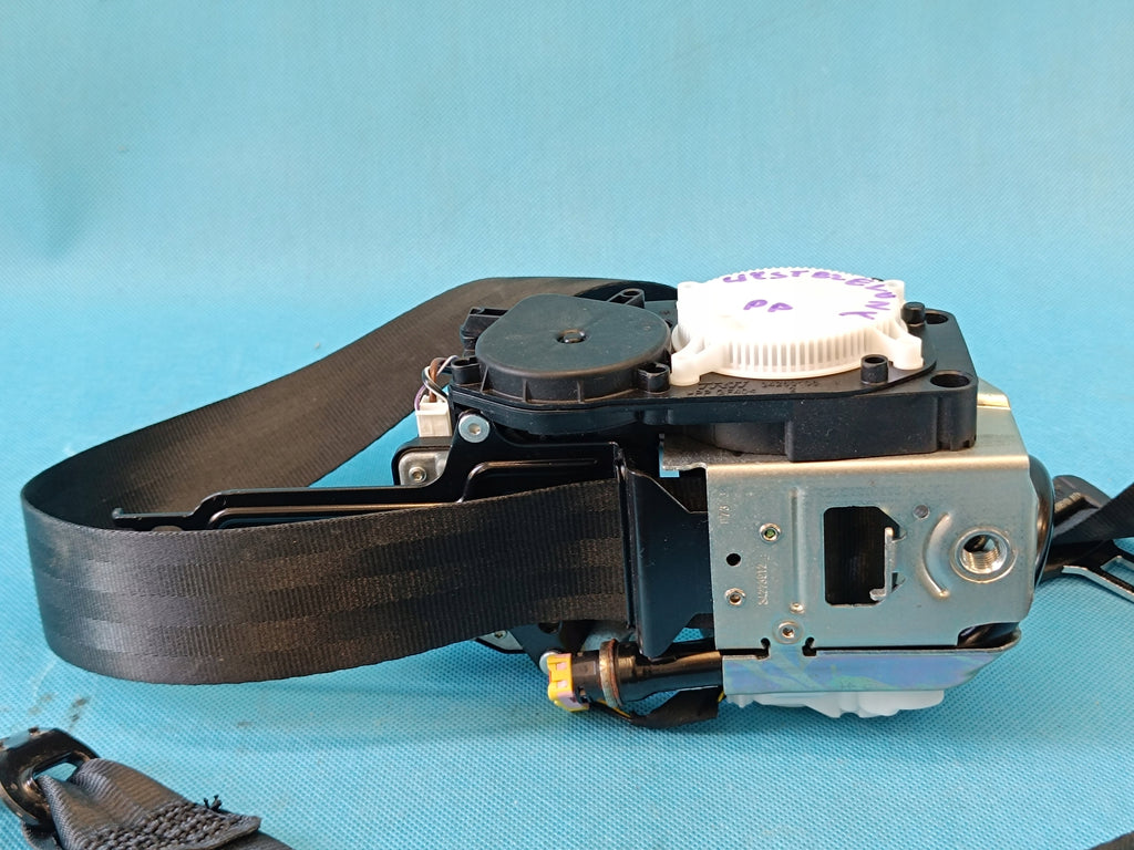 CUPRA FORMENTOR 1.5TSI 110KW 23R SEAT BELT RIGHT FRONT 5FA857706C