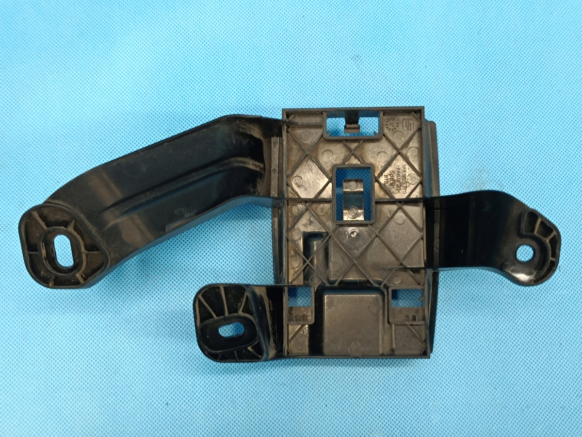 CUPRA FORMENTOR 2.0 TDI 110KW 2024 R RADAR MOUNT LEFT 5FF955775