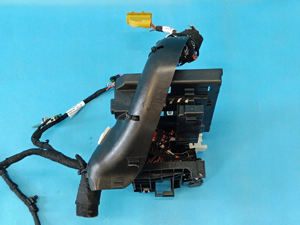 CUPRA FORMENTOR 2.0 TSI 140KW 4x4 2024 R FUSE BOX 5WA941395