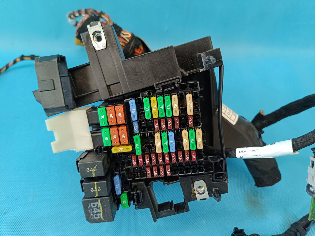 CUPRA FORMENTOR 2.0 TSI 140KW 4x4 2024 R FUSE BOX 5WA941395