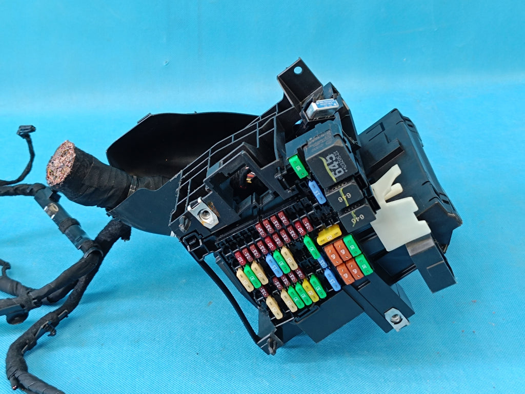 CUPRA FORMENTOR 2.0 TSI 140KW 4x4 2024 R FUSE BOX 5WA941395