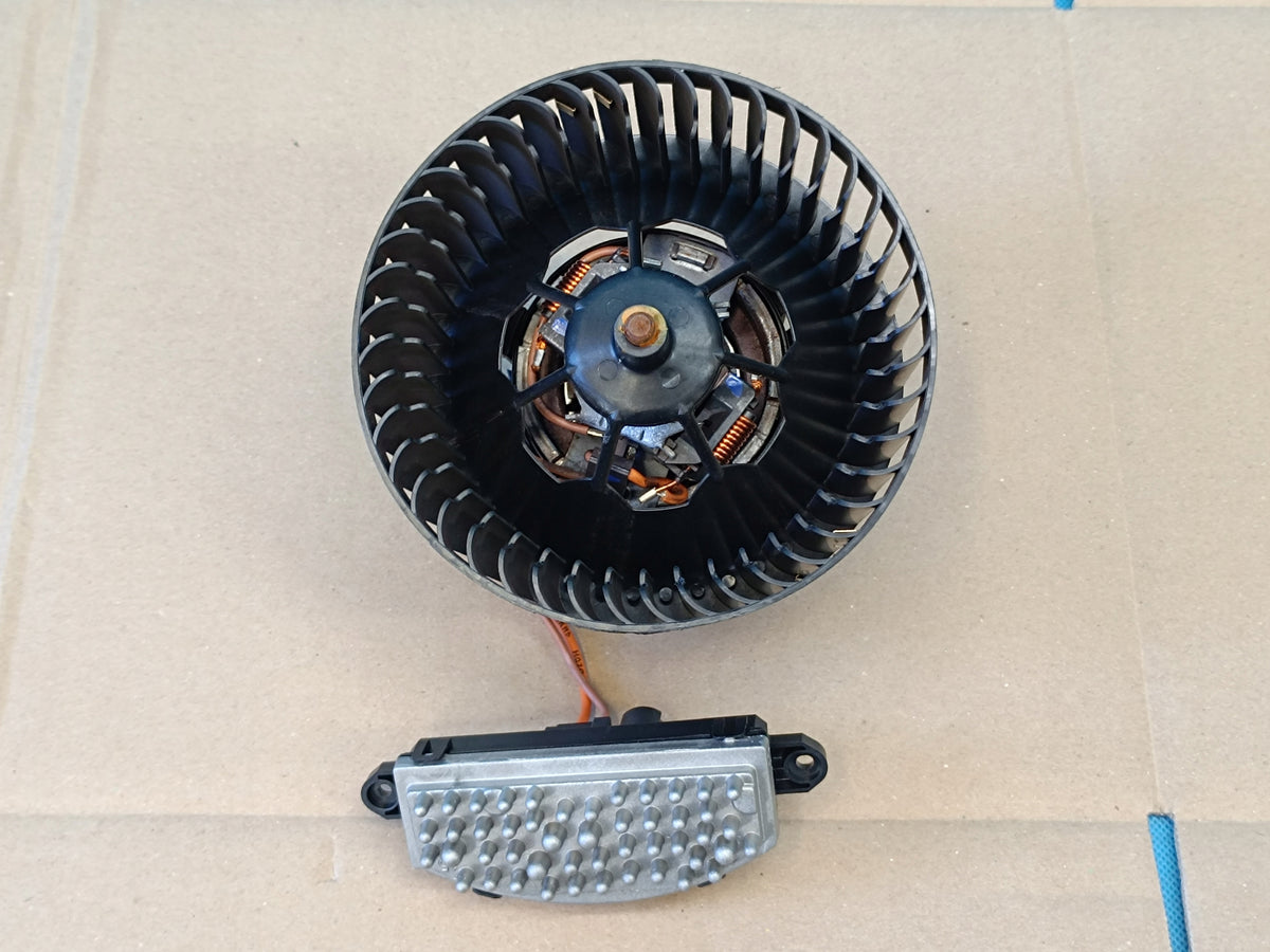 CUPRA FORMENTOR 2.0TSI 4x4 2024R BLOWER HEATER FAN 5WB819021A