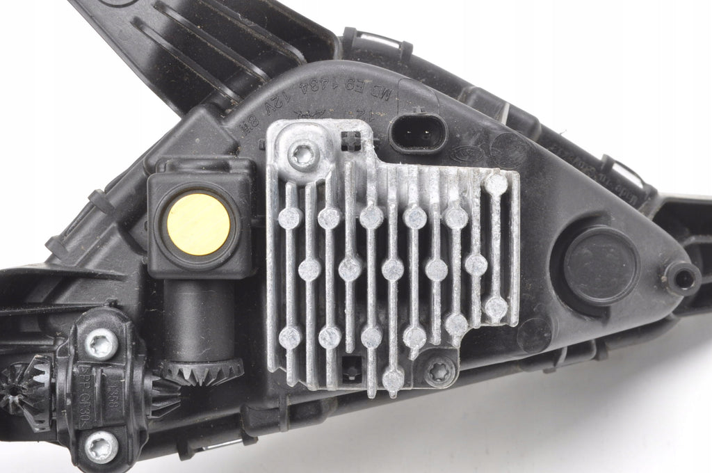 CUPRA FORMENTOR HALOGEN RIGHT 5FF941702A 2025 LIFT