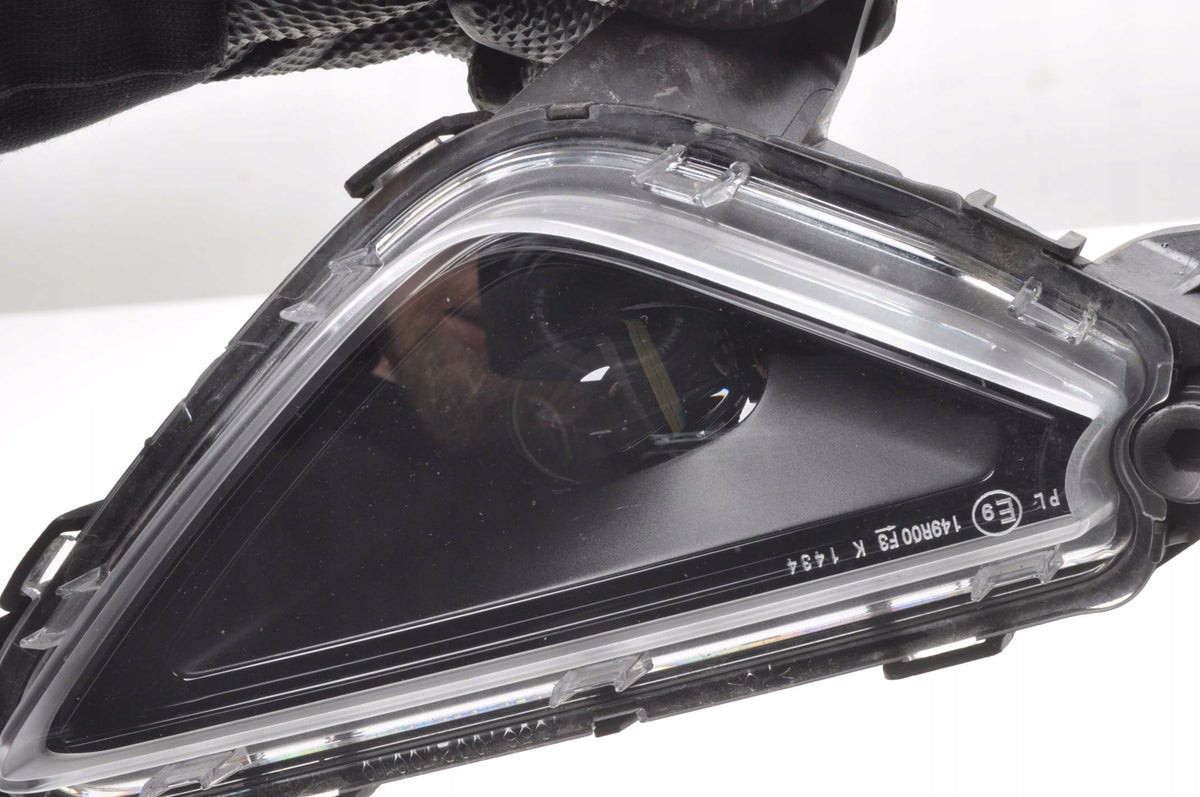 CUPRA FORMENTOR HALOGEN RIGHT 5FF941702A 2025 LIFT