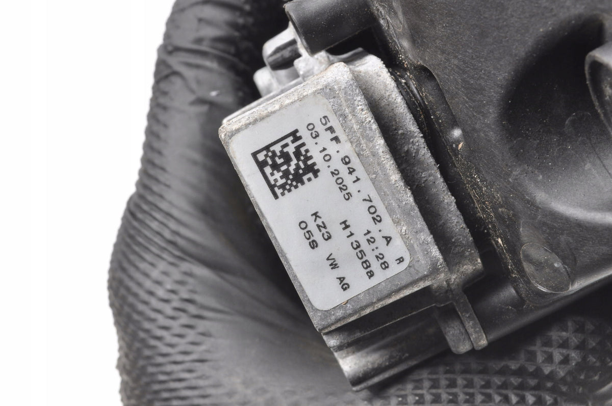 CUPRA FORMENTOR HALOGEN RIGHT 5FF941702A 2025 LIFT