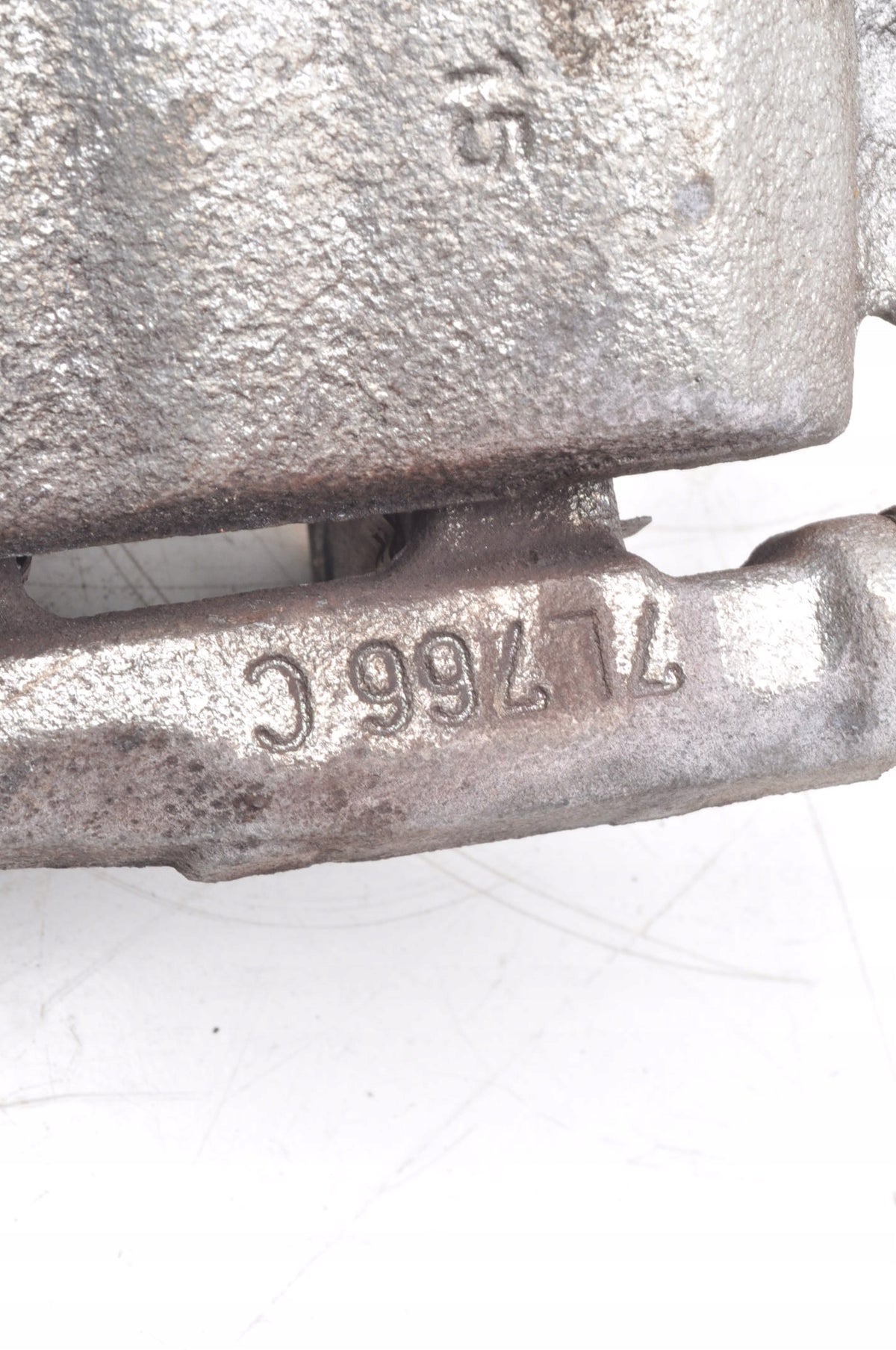 CUPRA LEON AUDI A3 8Y VW GOLF 8 1.5 eTSI CLAMP LEFT FRONT 2024R 5WA105BE