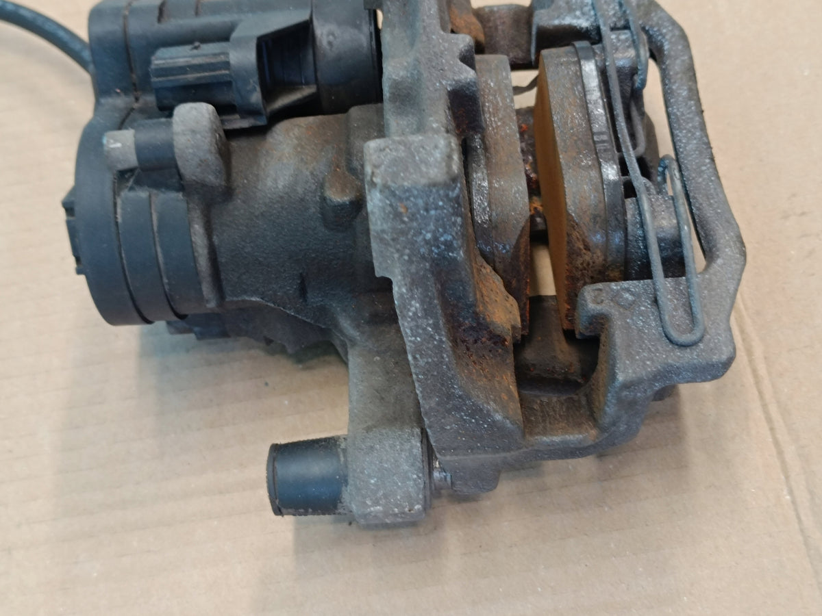 CUPRA LEON AVANT 2.0 TFSI 140KW 2024 R BRAKE CALIPER RIGHT REAR 272x10