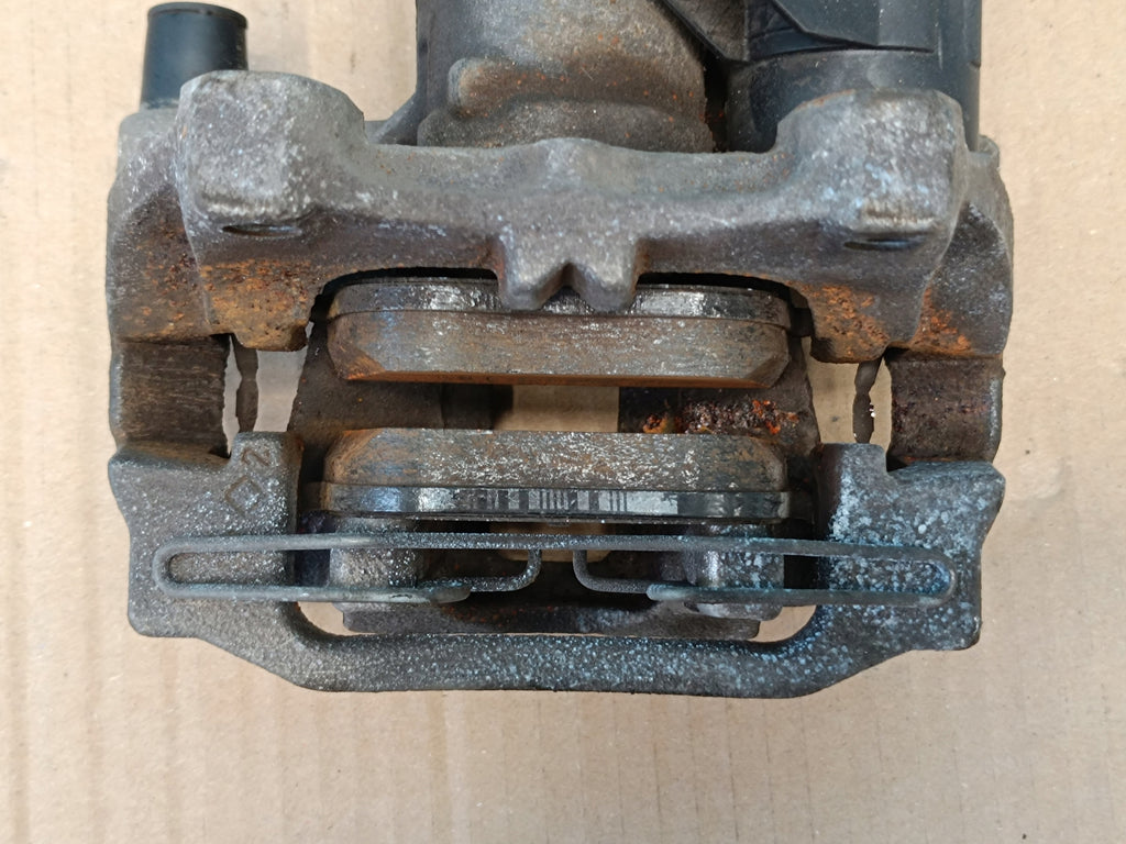 CUPRA LEON AVANT 2.0 TFSI 140KW 2024 R BRAKE CALIPER RIGHT REAR 272x10
