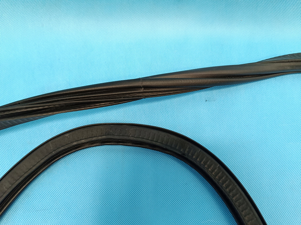 CUPRA LEON AVANT 2.0 TFSI 140KW 2024 R DOOR SEAL LEFT REAR 5FE867367
